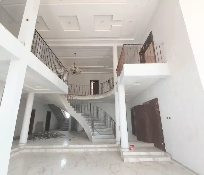 Harvard Lakefront Estate